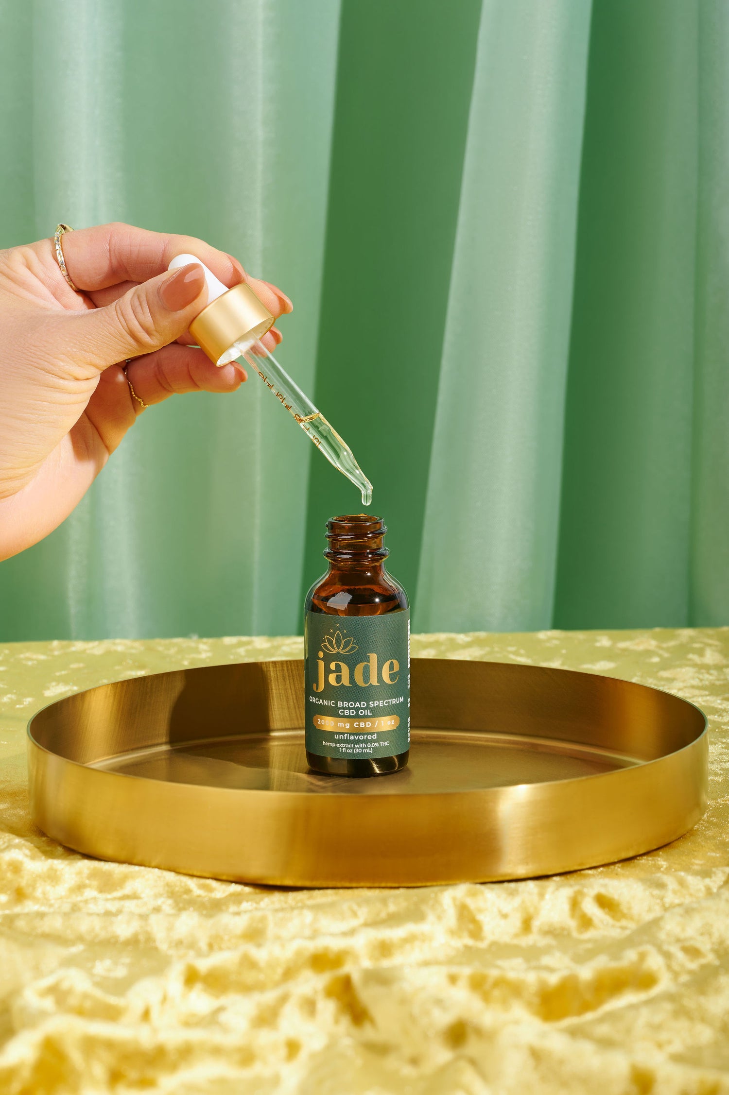 about jade collaborative broad spectrum cbd oil